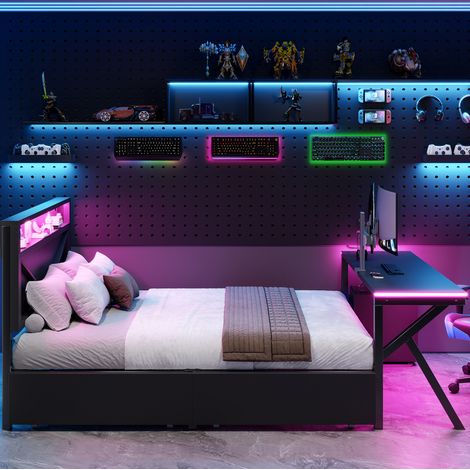 Lit gaming plateforme 140x200 cm en métal et MDF noir avec tête de lit LED, bureau LED, 2 tiroirs et sommier à lattes