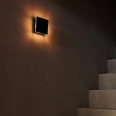 Applique Murale Sans Fil Rechargeable LED Dimmable en Bois d'Hévéa Noir 14 x 14 cm - PANGIVO (1/5)