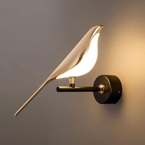 Applique murale LED en forme d'oiseau, design moderne en métal doré, luminaire rotatif pour chambre à coucher (1/4)