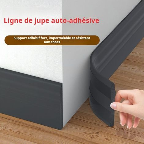 Plinthe auto-adhésive noire 10 cm × 2 m en caoutchouc nitrile NBR, bande de finition imperméable et anti-choc pour sol et murs, salon et chambre (1/5)