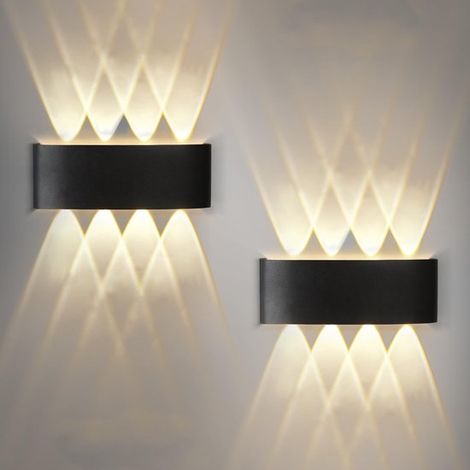 Set da 2, adatto per uso interno ed esterno, nero, fascio luminoso a forma di W, luce calda regolabile, impermeabile IP65, lampada da parete per esterni, fascio luminoso regolabile. (1/5)