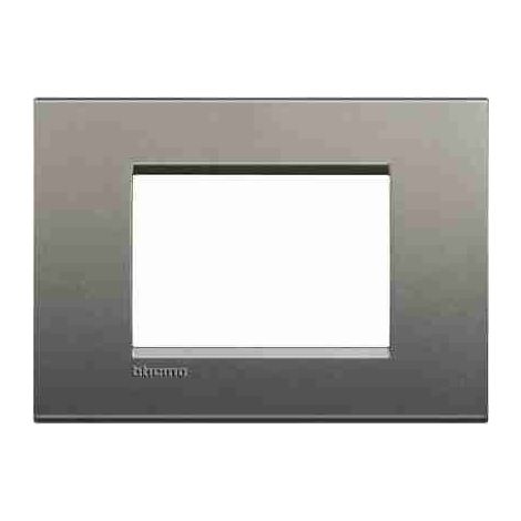 BTILNA4803AE Placca quadra Livinglight 3 moduli