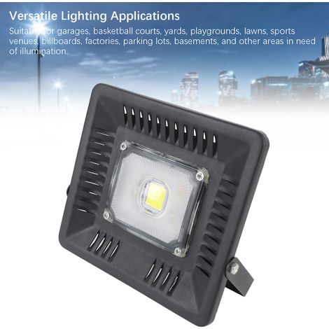 Lampadaire LED exterieur 50W IP67 anti-pluie 5000LM puissant pour garage et jardin (1/5)