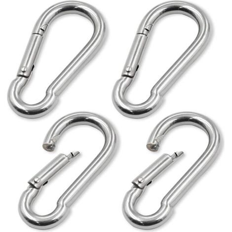 Quatre mousquetons en fer nickelé de 5 mm – 50 mm de long – avec un système de verrouillage à vis pour plus de sécurité.