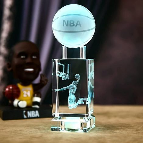 Veilleuse 3D NBA Basketball Kobe Dunk - Lampe LED rechargeable cristal colorée, Décor chambre adulte enfant, Ornement lumineux portable (1/5)