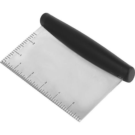 2-teiliger Teigschneider mit Skala (1/3)