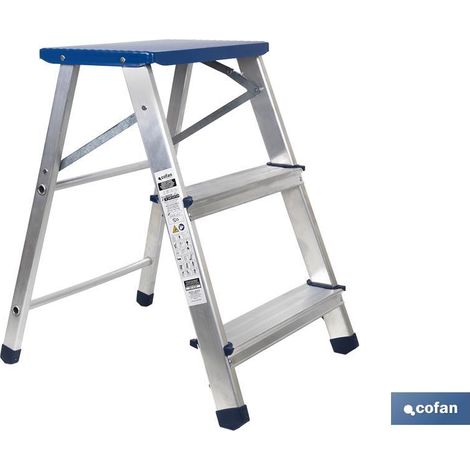 Tabouret pliant de 3 marches Matériau: aluminium Charge maximale de 150 kilos (1/4)