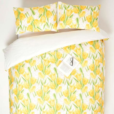 HOMESCAPES Yellow Tulips Digitally Printed Cotton Duvet Cover Set, Super King (1/5)