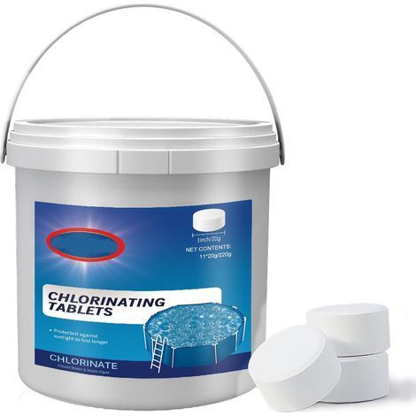 300 pastilles de chlore pour le nettoyage des piscines et des spas. avec traitement chimique flottant pour la purification de l'eau.