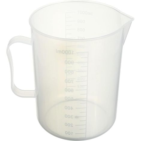 Un verre doseur gradué d'une capacité de 1000 ml  un modèle pratique.