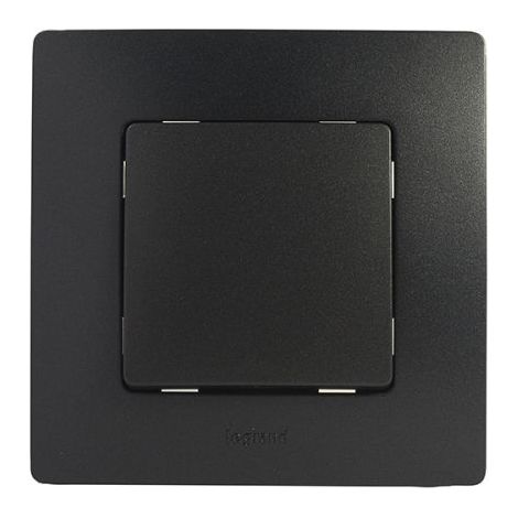 Cruzamiento Legrand monobloc Color Negro (Black) - Serie Niloé