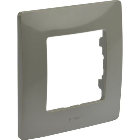 Plaque de finition Legrand niloe plastique IP20 (1/3)