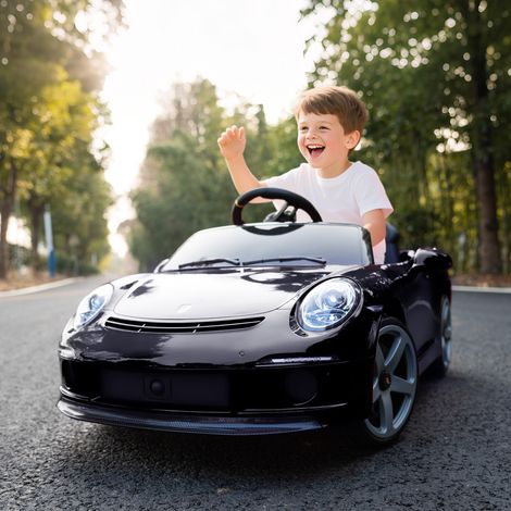 Voiture électrique pour enfants de 3 à 5 ans, télécommandée, avec musique, klaxon, port USB et ceinture de sécurité, noire.