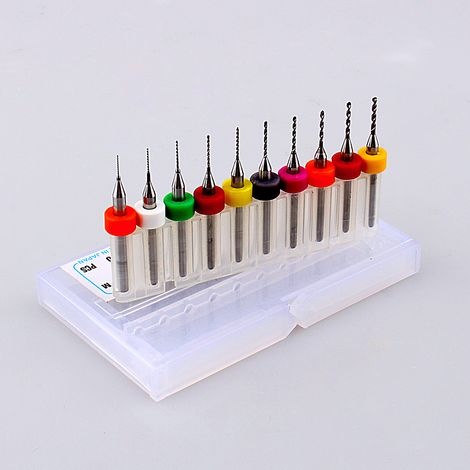 Ensemble de 10 micro-forets hélicoïdaux en carbure de tungstène pour la gravure de circuits imprimés (PCB). (1/5)