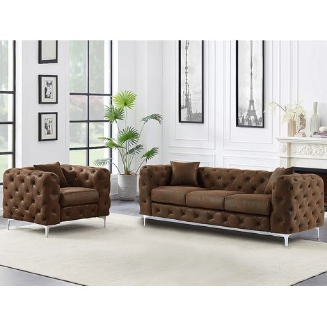 Vente-Unique – Canapé Chesterfield 3 places en microfibre aspect cuir vieilli – Capitonnage élégant – Pieds en métal – Déhoussable et coussins inclus