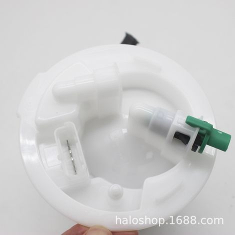 WGC500150 2910000177800 is a fuel filter suitable for the Land Rover Range Rover Autobiography 4.2T. (1/4)
