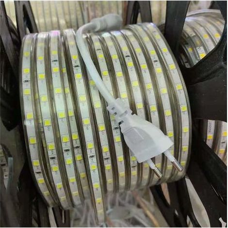 2M Ruban LED avec Interrupteur, Bande LED Lumineux, Ip65 Etanche Bandeau LED, 220V Ruban à LED, Blanc Froid (1/5)