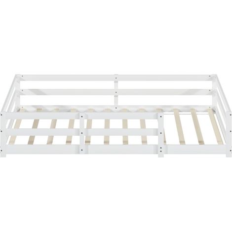 Letto Montessori a pavimento con sponde su 4 lati 140 x 200 cm in pino bianco (1/5)