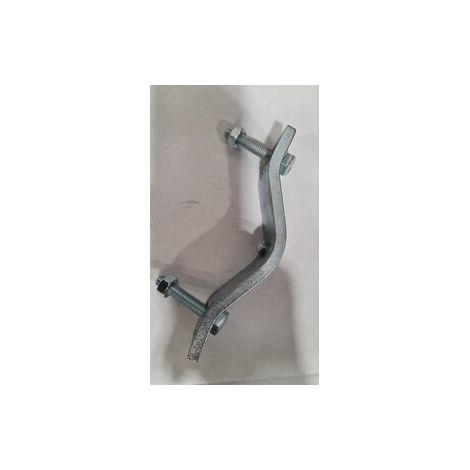 1PZ MORSETTO CON DADO PER FISSAGGIO PALO (ACCESSORIO PER ABBEVERATOIO) (1/2)