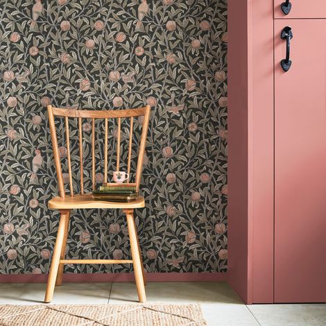 Papier peint intissé William Morris Bird & Pomegranate Charcoal 1005 x 52cm Gris