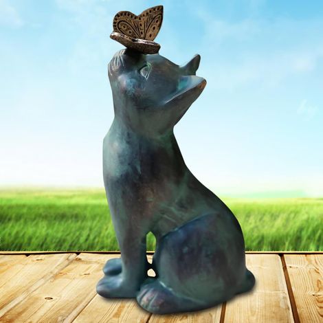 Decoración de exterior con forma de gato: Linda escultura de gato con mariposa en la parte superior, de resina impermeable, ideal para regalos y manualidades en el hogar. (1/4)