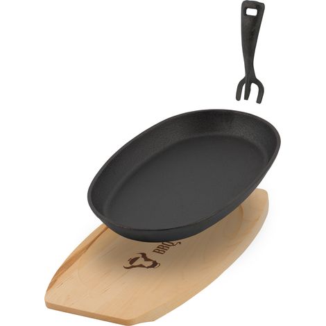 BBQ-Toro Gusseisen Servierpfännchen mit Holzbrett, 27 x 18 cm - oval, schwarz, bereits eingebrannt