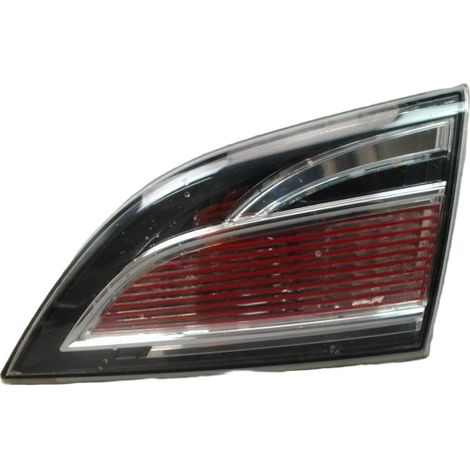 [PRODUIT D'OCCASION] Feu Arriere Interieur Droit MAZDA MAZDA 6 Break 2005- ♻️ Ref Oe. Get551150d - Garantie à vie (1/3)