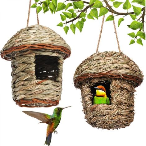 Two brown straw birdcages, 8815cm and 141415cm, for garden decoration and nesting boxes. (1/5)