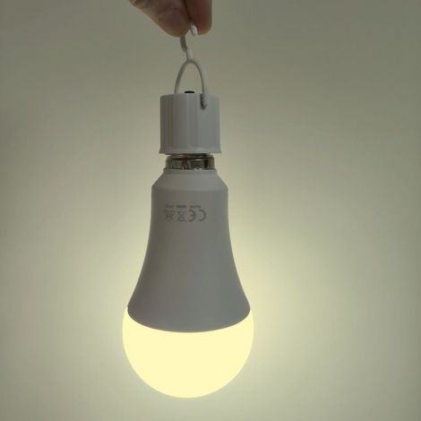 Lampadina LED 11W con emergenza e portalampada – Luce sempre 3000K