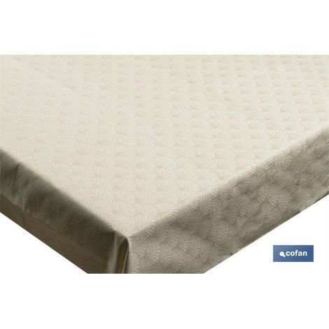Tovaglia resinata antimacchia 140x140cm 50% poliestere 45% cotone 5% lurex beige