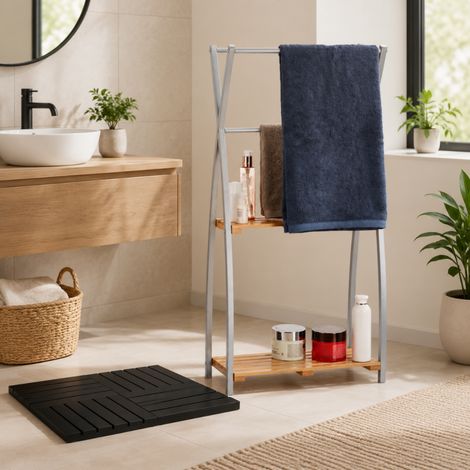 Set da bagno in bambù (2 pezzi) – Tappetino da bagno in bambù a mosaico e portasciugamani da terra da 95 cm (1/5)