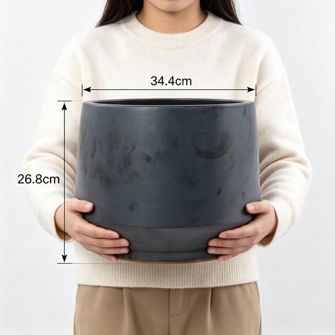 Pot de fleurs individuel en céramique faite à la main (Ø 38 cm), émaillé noir mat, respirant, résistant au gel, avec trous de drainage pour les grandes plantes d'intérieur et de jardin. (1/5)