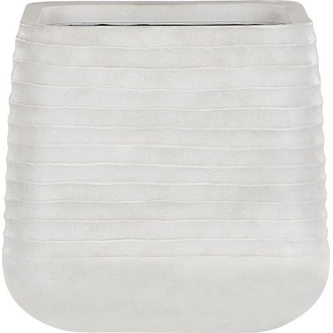 Beliani – Cache-pot carré 50x50 cm blanc en polyrésine – Résistant aux intempéries – Prépercé pour drainage – Pour intérieur et extérieur (1/5)