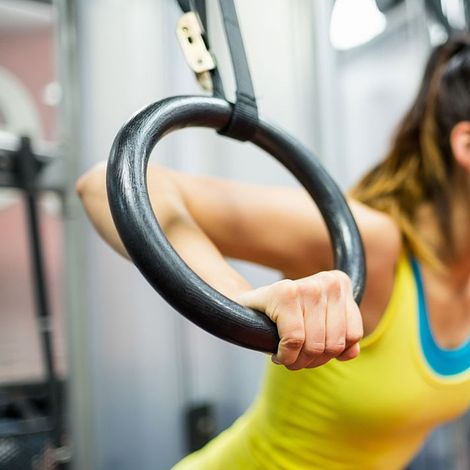 Verstellbare Turnringe für Muskeltraining und Körperkräftigung. (1/5)