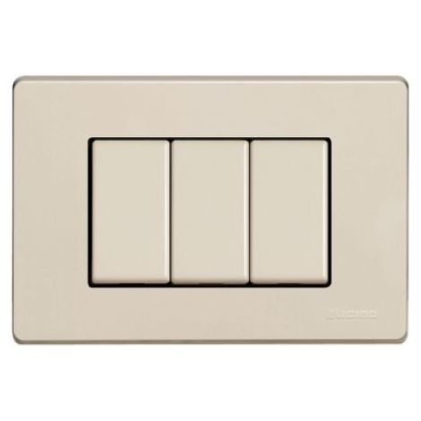 Bticino magic placca 3 posti in resina colore avorio 503/3a/r