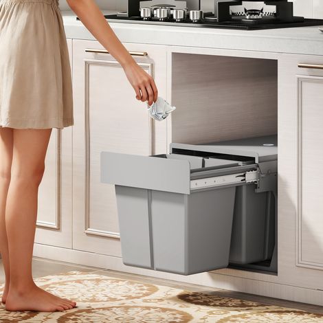 Poubelle coulissante sous évier avec 3 compartiments, capacité totale 31 L (15 L + 2 x 8 L), fixation par le bas, gris clair