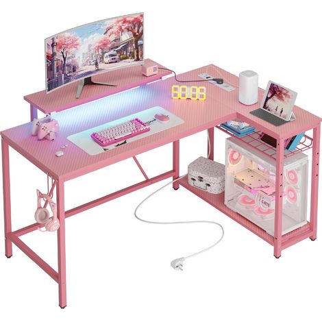 Bureau d'angle Bestier en forme de L, 132 x 82 x 91 cm, bureau d'ordinateur rabattable avec étagères et crochets, bureau compact pour la maison (fibre de carbone rose 3D). Visitez la boutique Bestier. (1/4)