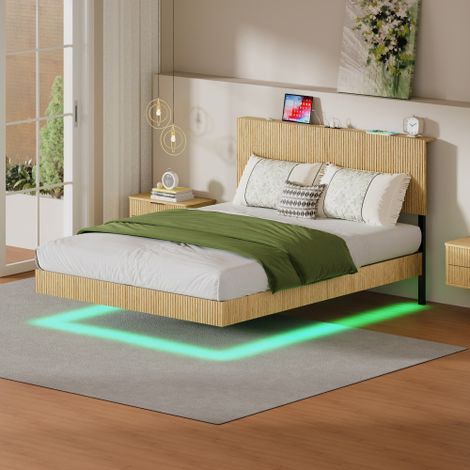 Letto moderno dal design sospeso e pannellatura scanalata, inclusa testiera, dotato di luci LED d'atmosfera e di una robusta struttura in ferro piatto rinforzato - 140 x 200 cm - Light Egg (1/5)