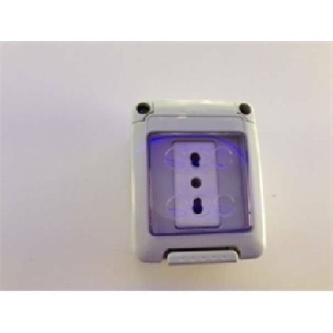 Gewiss scatola stagna con presa standard italiano 2p+t 16a gw27841