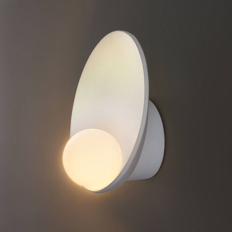 Minimalistische Kuppel-Wandleuchte mit Glaskugel - Gino (1/5)