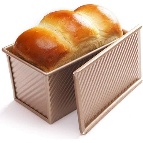 Bread pan with lid for wavy bread with lid