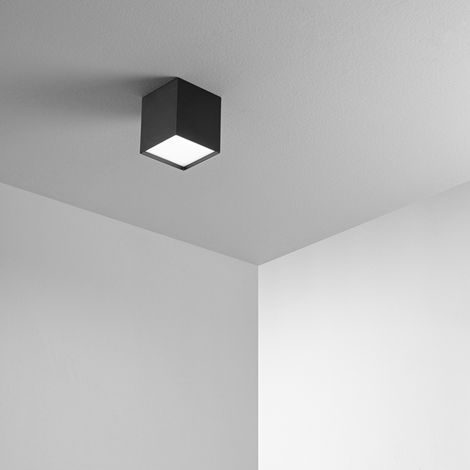 Tric plafoniera in alluminio nero LED 10W 3000K CRI90 220-240V 50/60Hz 800Lm 10x10cm