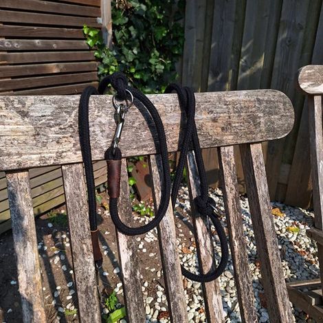 Laisse Réglable Multi-position pour Chien en Corde de Coton Biologique Noir 2,50 m - PANGIVO