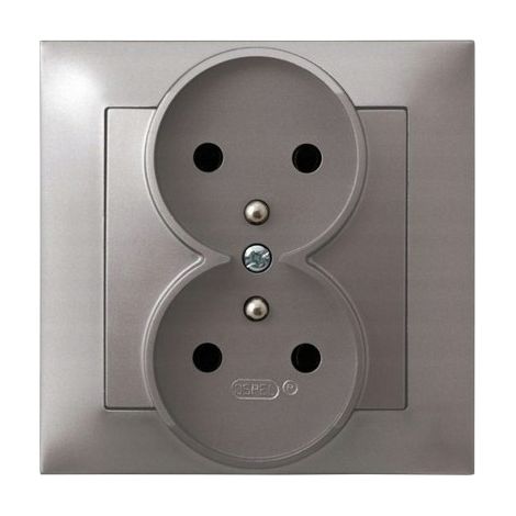 Impresja Doppelsteckdose mit/mit Titan GP-2YZ/23 (1/3)