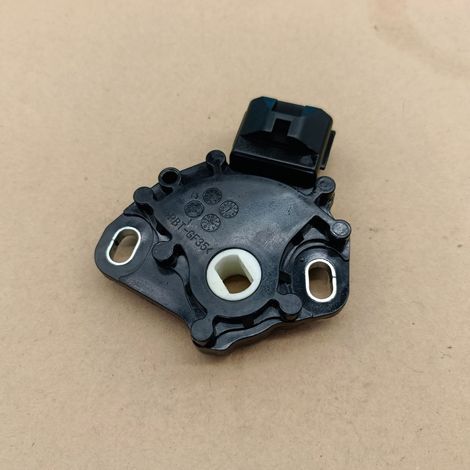 31918-3MX0A is suitable for Nissan March 2010-2016 models with neutral start switch and gear position switch. (1/4)