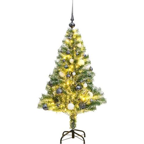 Un sapin de Noël artificiel, équipé de 150 lumières LED, de boules décoratives et de neige artificielle, mesure 150 centimètres de haut. (1/5)
