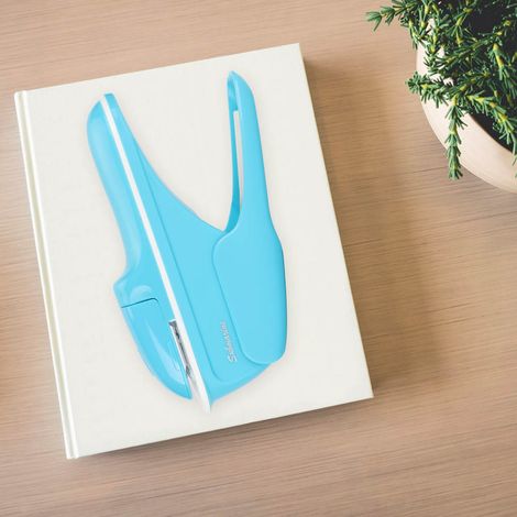 Relieuse manuelle sans agrafe pour reliure de documents, classeurs et livres, outil de bureau en ABS bleu. (1/4)