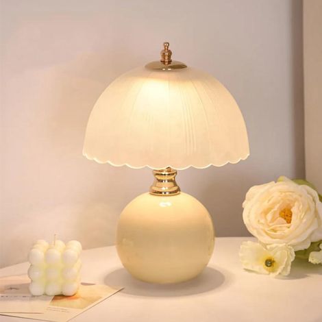 Lampe de chevet en forme de champignon, offrant un éclairage d'ambiance doux, alimentée par USB et à luminosité réglable (jaune laiteux). (1/5)