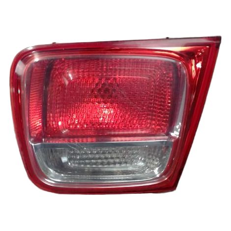 [PRODUIT D'OCCASION] Feu Arriere Interieur Droit CHEVROLET Malibu ♻️ Ref Oe. 23452384 - Garantie à vie (1/3)