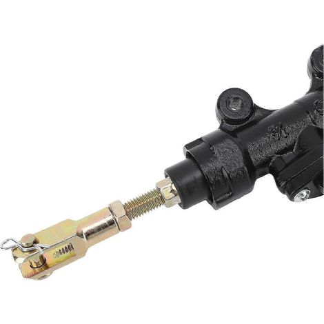 Remplacement du maître-cylindre de frein arrière pour les motos Bandit GS500, GSX600, GSX650, GSX750, GSX1100 et F54. (1/5)